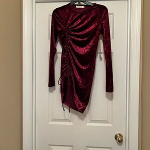 Wine color long sleeve velvet dress